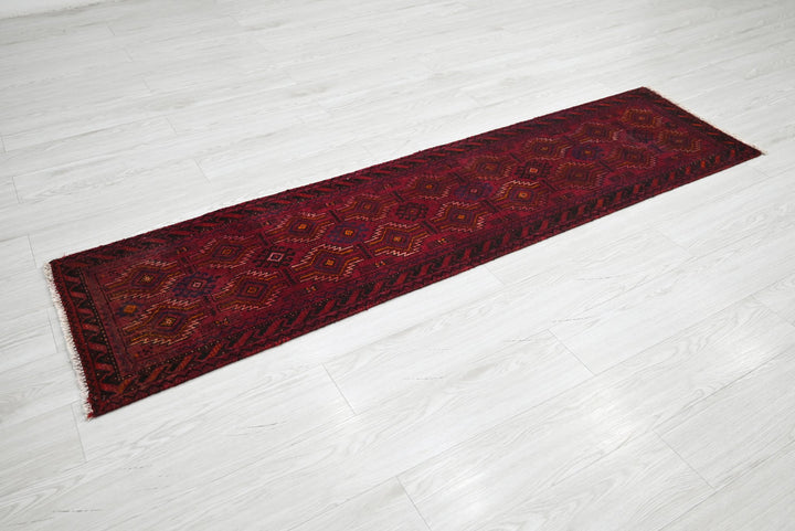 red Runner rug 1' 8" x 6' 2"