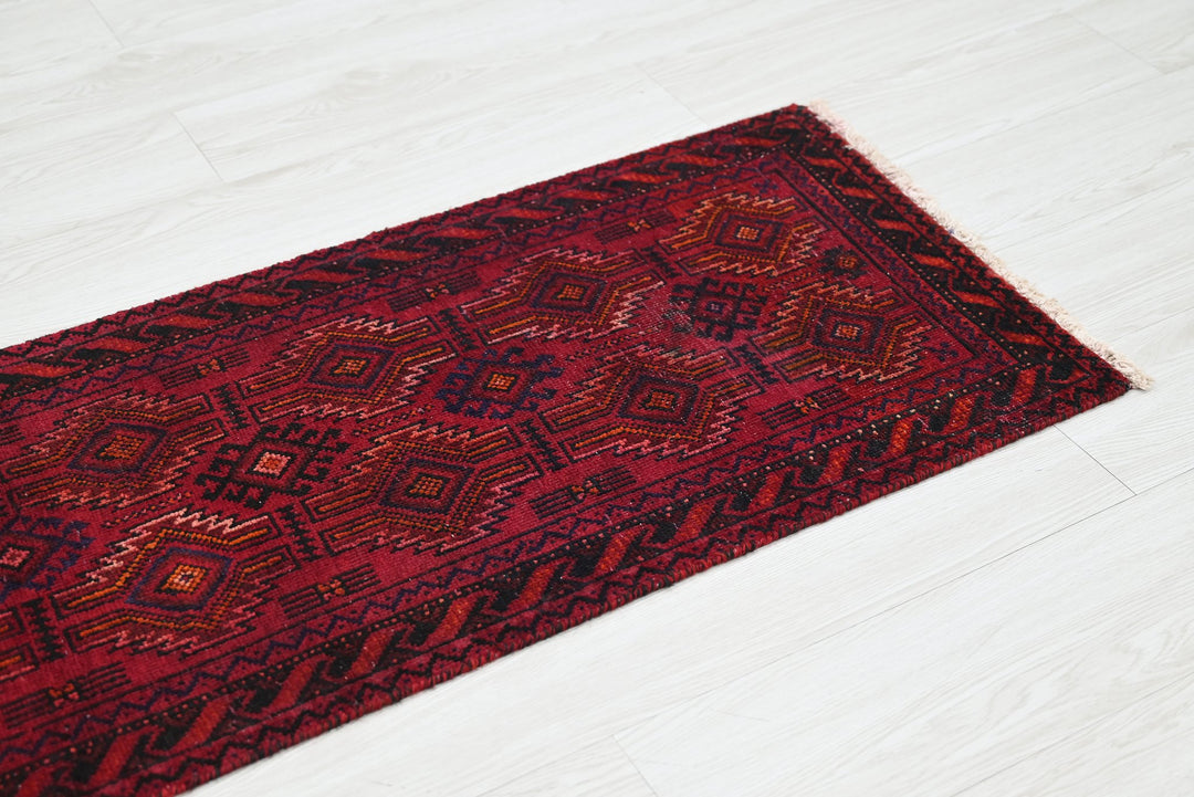 red Runner rug 1' 8" x 6' 2"