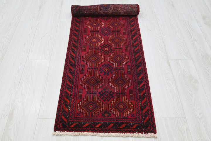 red Runner rug 1' 8" x 6' 2"