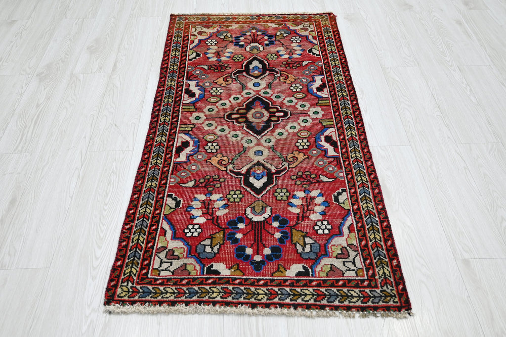 red Runner rug 2' 5" x 4' 10"