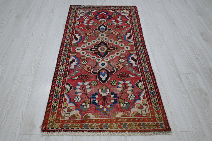 red Runner rug 2' 5" x 4' 10"