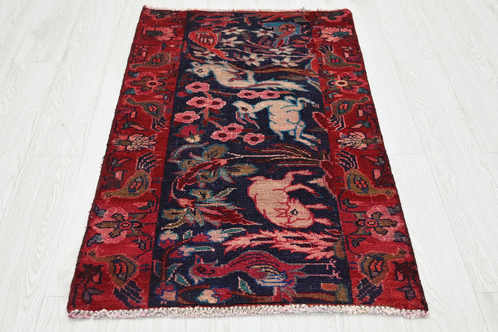 blue Accent rug 2' 5" x 4' 2"