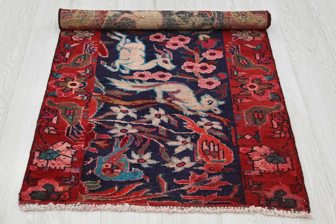 blue Accent rug 2' 5" x 4' 2"
