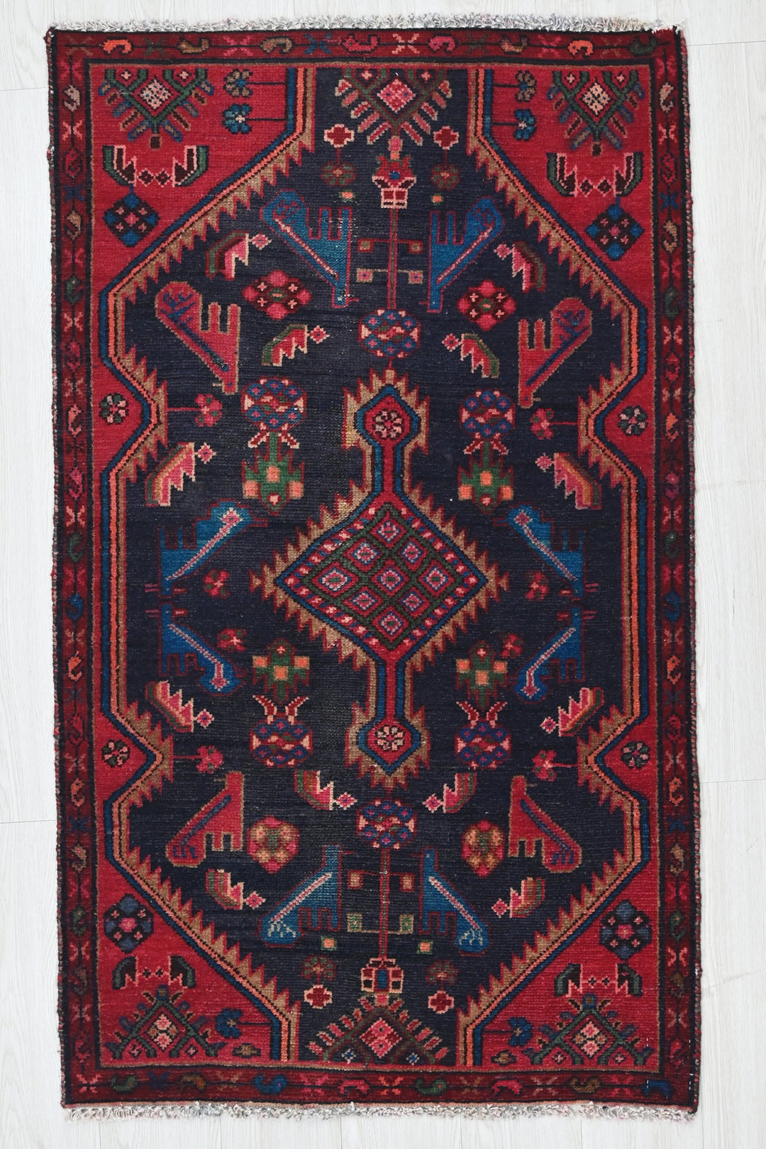 blue Accent rug 2' 7" x 4' 5"