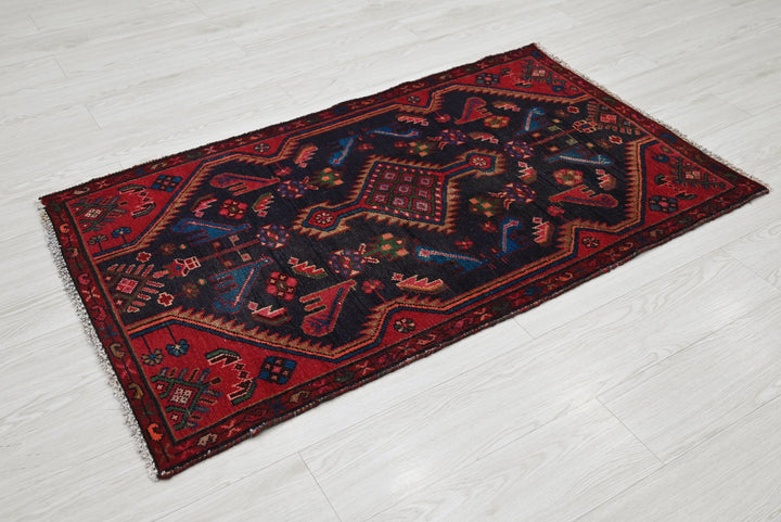 blue Accent rug 2' 7" x 4' 5"