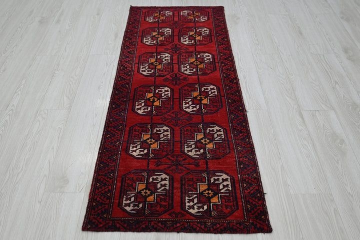 red Runner rug 2' 0" x 5' 4"