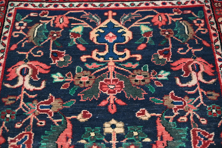 blue Accent rug 2' 8" x 3' 10"
