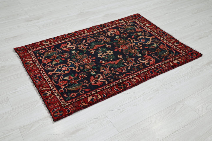 blue Accent rug 2' 8" x 3' 10"