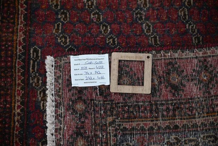 red Runner rug 2' 5" x 4' 8"