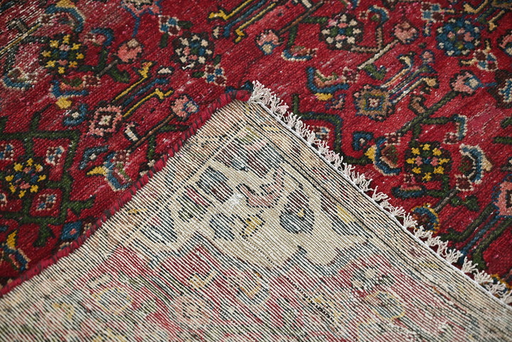 red Accent rug 2' 9" x 4' 1"