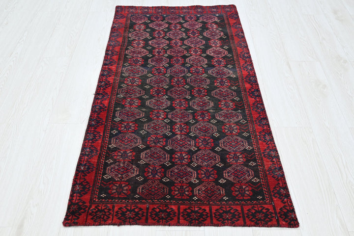 black Runner rug 2' 5" x 4' 8"