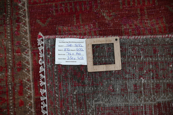 red Runner rug 2' 6" x 4' 7"