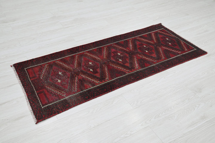 red Runner rug 2' 1" x 4' 11"