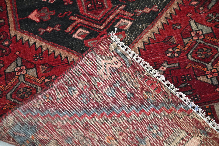 red Runner rug 2' 0" x 5' 4"