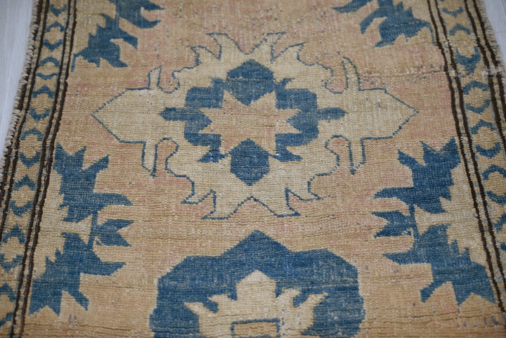 brown Runner rug 2' 2" x 5' 3"