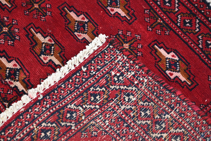 red Accent rug 1' 8" x 3' 5"