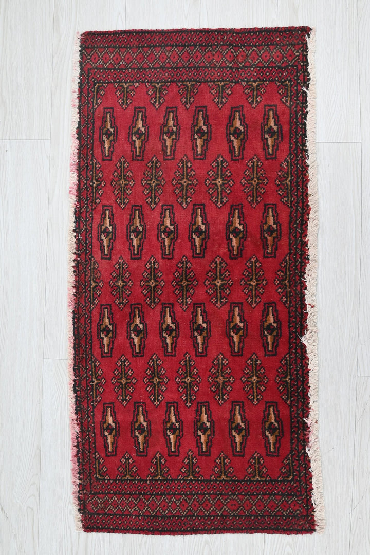 red Mini rug 1' 6" x 3' 3"