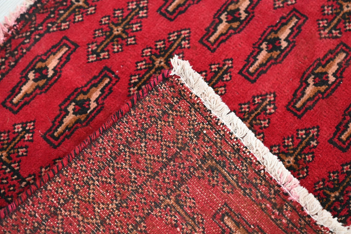 red Mini rug 1' 6" x 3' 3"