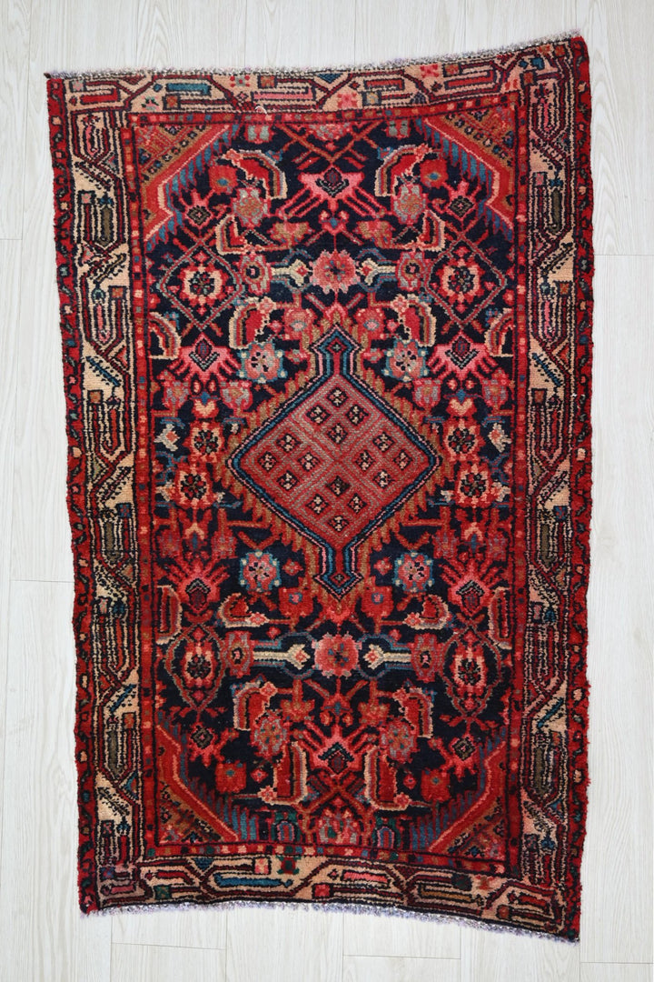 blue Accent rug 2' 4" x 3' 7"