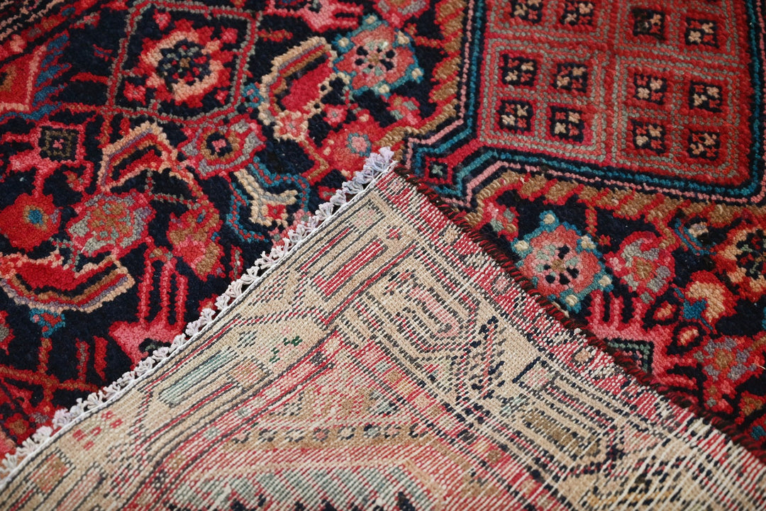 blue Accent rug 2' 4" x 3' 7"