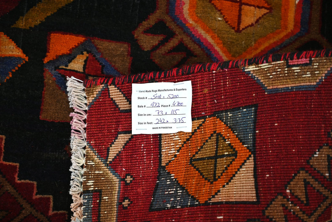 red Accent rug 2' 5" x 3' 9"