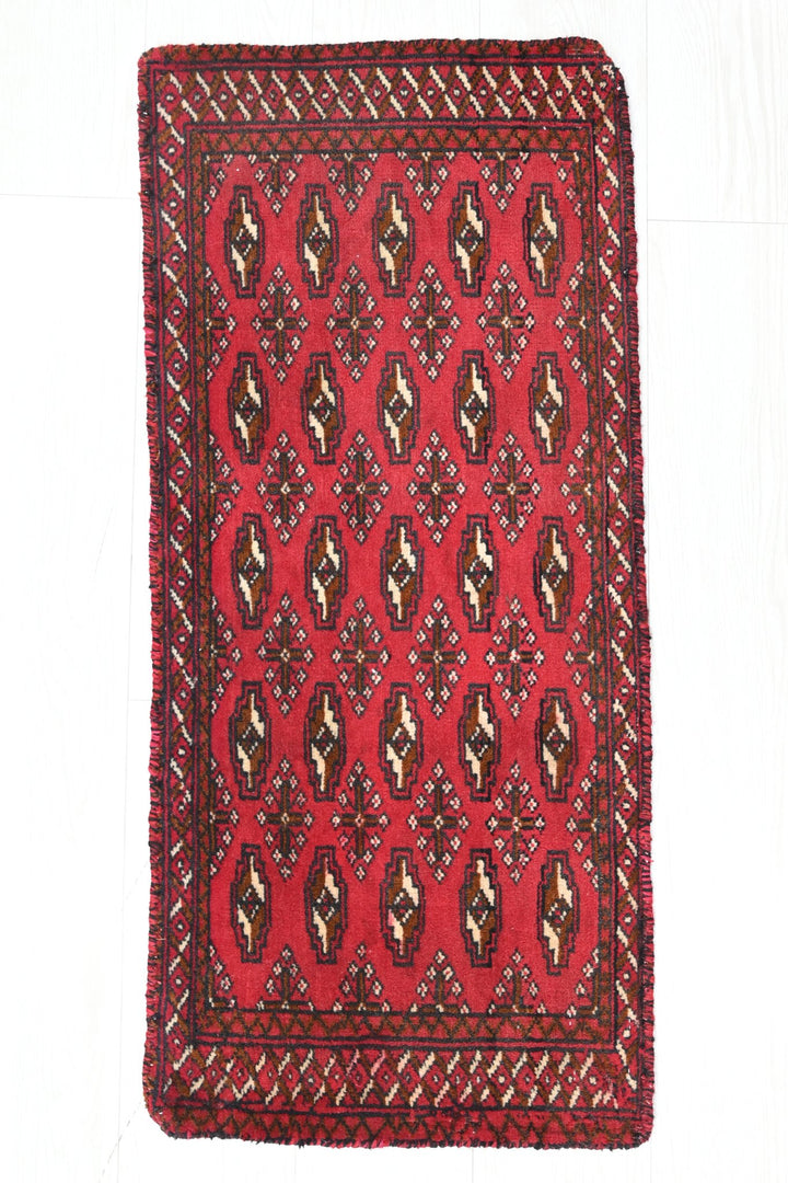 red Mini rug 1' 5" x 3' 3"