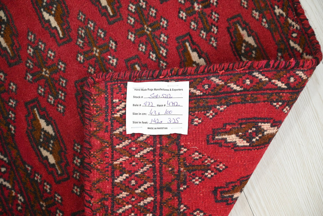 red Mini rug 1' 5" x 3' 3"