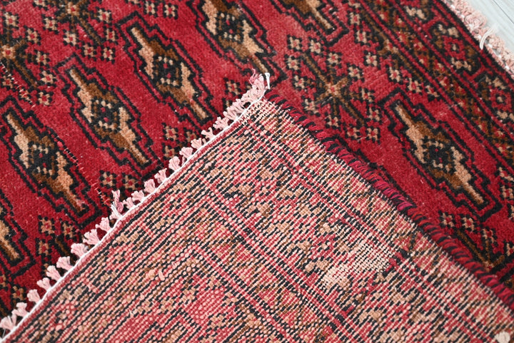 red Mini rug 1' 6" x 3' 2"