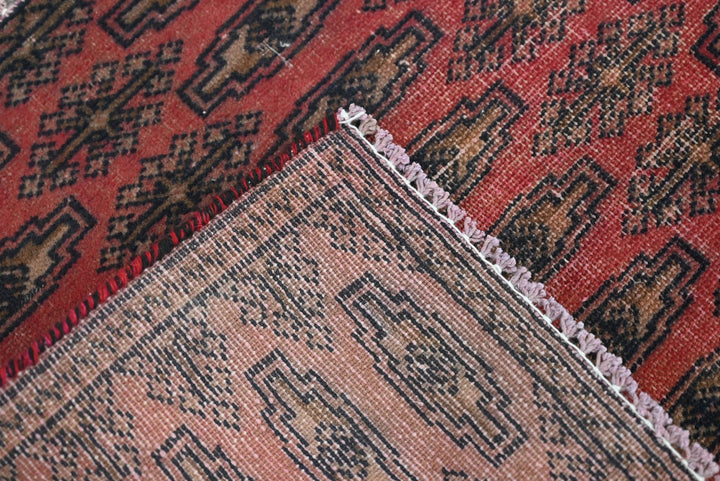 red Mini rug 1' 5" x 2' 7"