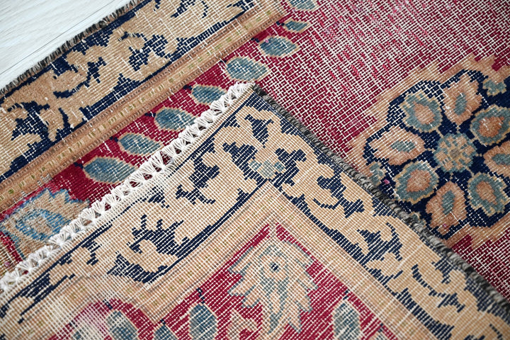red Accent rug 1' 9" x 3' 0"