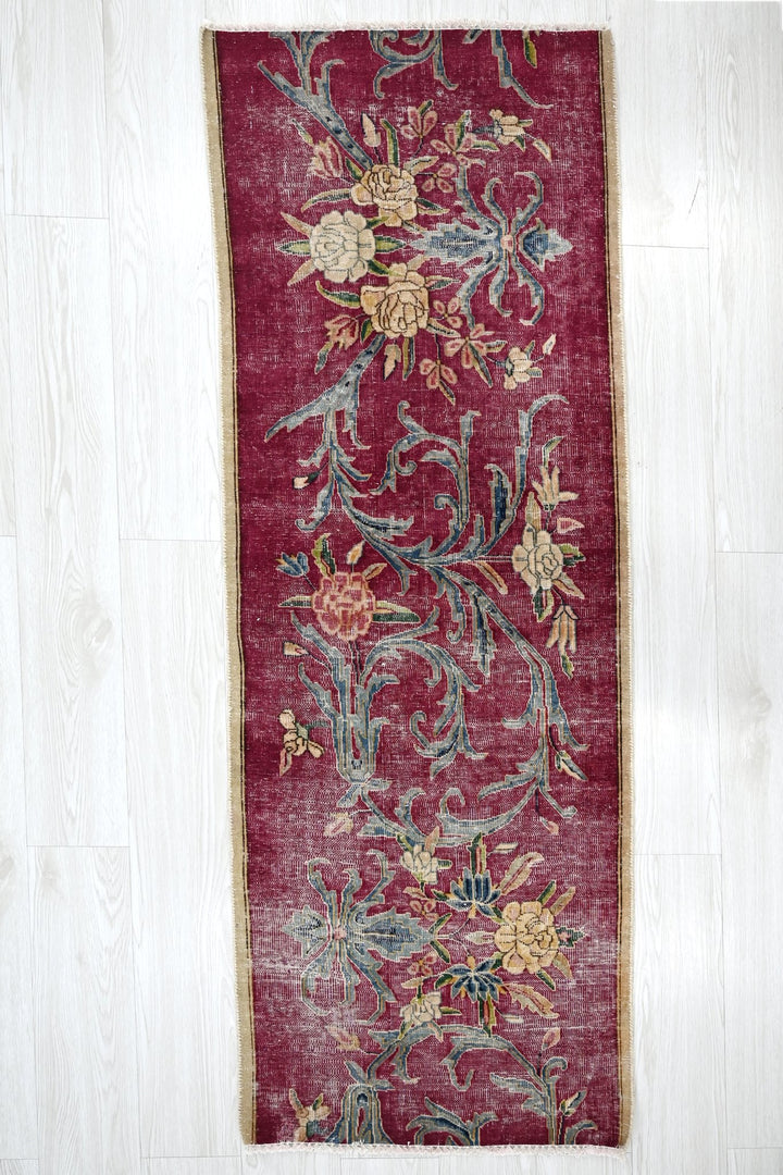 red Runner rug 2' 0" x 5' 5"