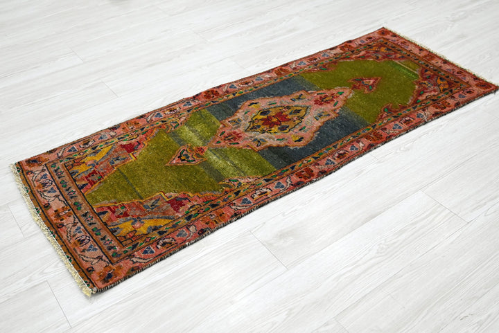 green Runner rug 1' 9" x 4' 10"