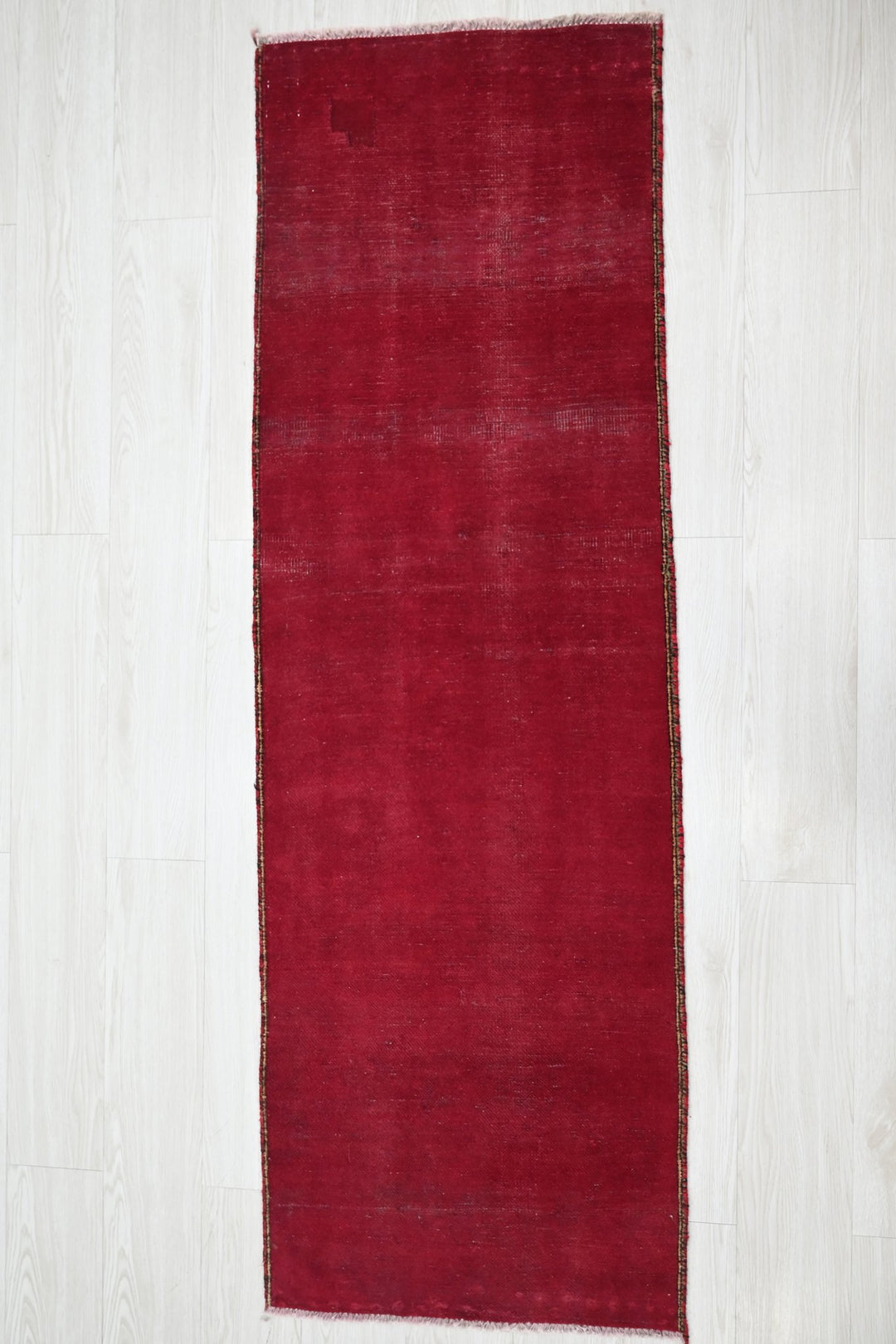red Runner rug 2' 0" x 5' 9"