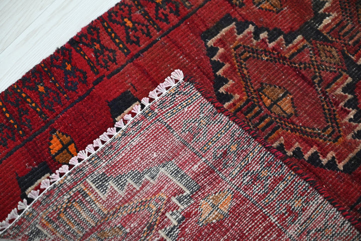 red Mini rug 1' 6" x 2' 7"
