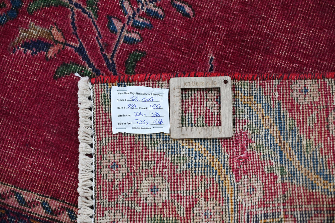 red Large rug 7' 4" x 9' 8"