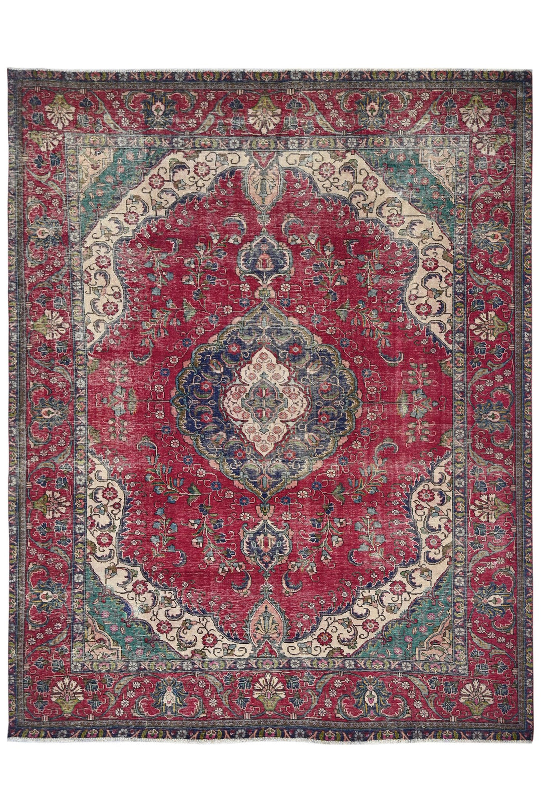 red Large rug 8' 0" x 10' 3"