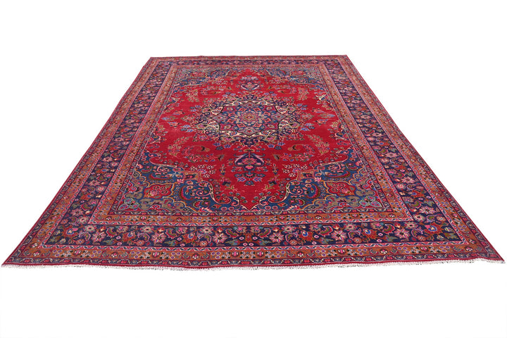 red Large rug 8' 0" x 11' 0"