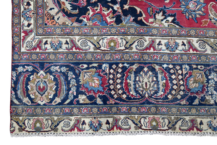 red Oversized rug 7' 3" x 12' 8"