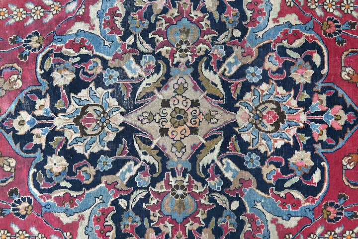red Oversized rug 7' 3" x 12' 8"