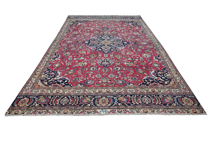 red Oversized rug 7' 3" x 12' 8"