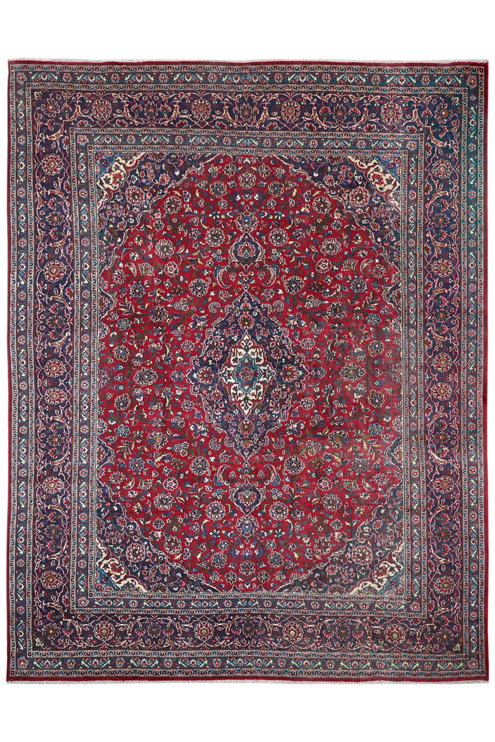 red Oversized rug 9' 8" x 12' 6"