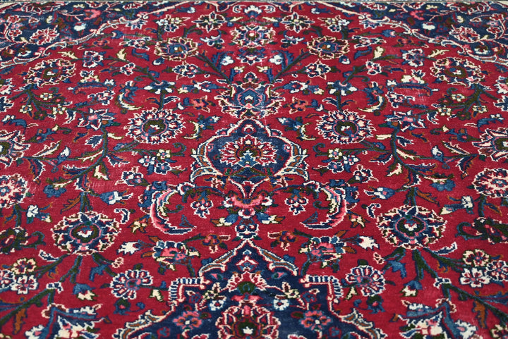 red Oversized rug 9' 8" x 12' 6"