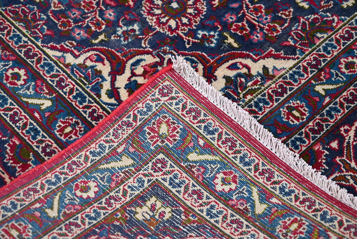 red Oversized rug 9' 8" x 12' 6"