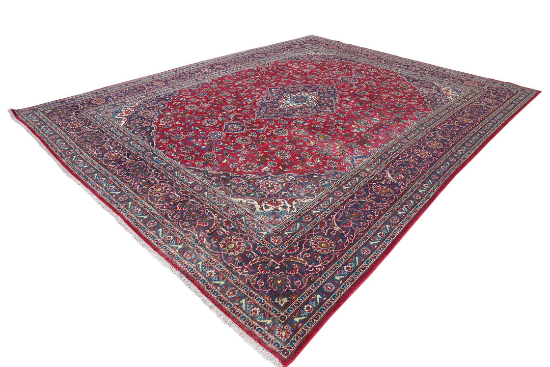 red Oversized rug 9' 8" x 12' 6"