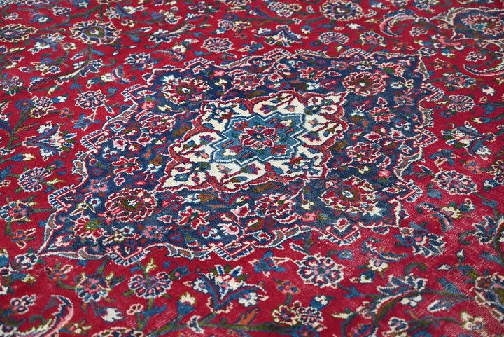 red Oversized rug 9' 8" x 12' 6"