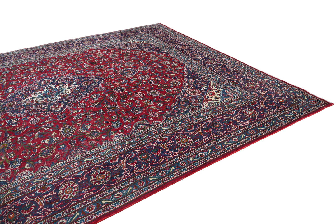 red Oversized rug 9' 8" x 12' 6"