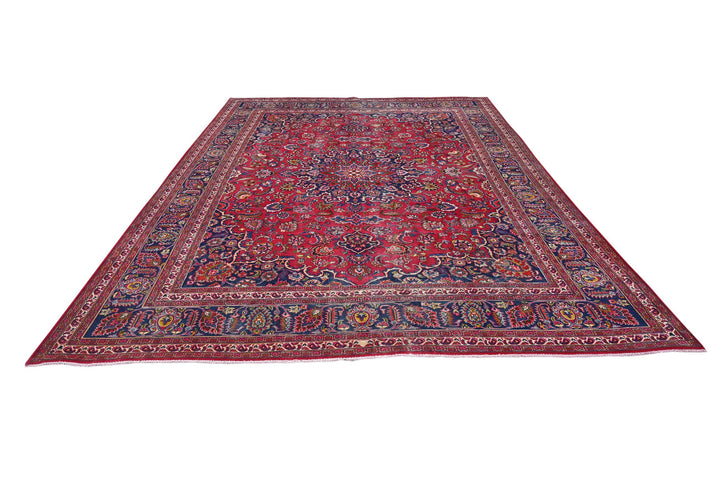 red Oversized rug 9' 5" x 12' 5"