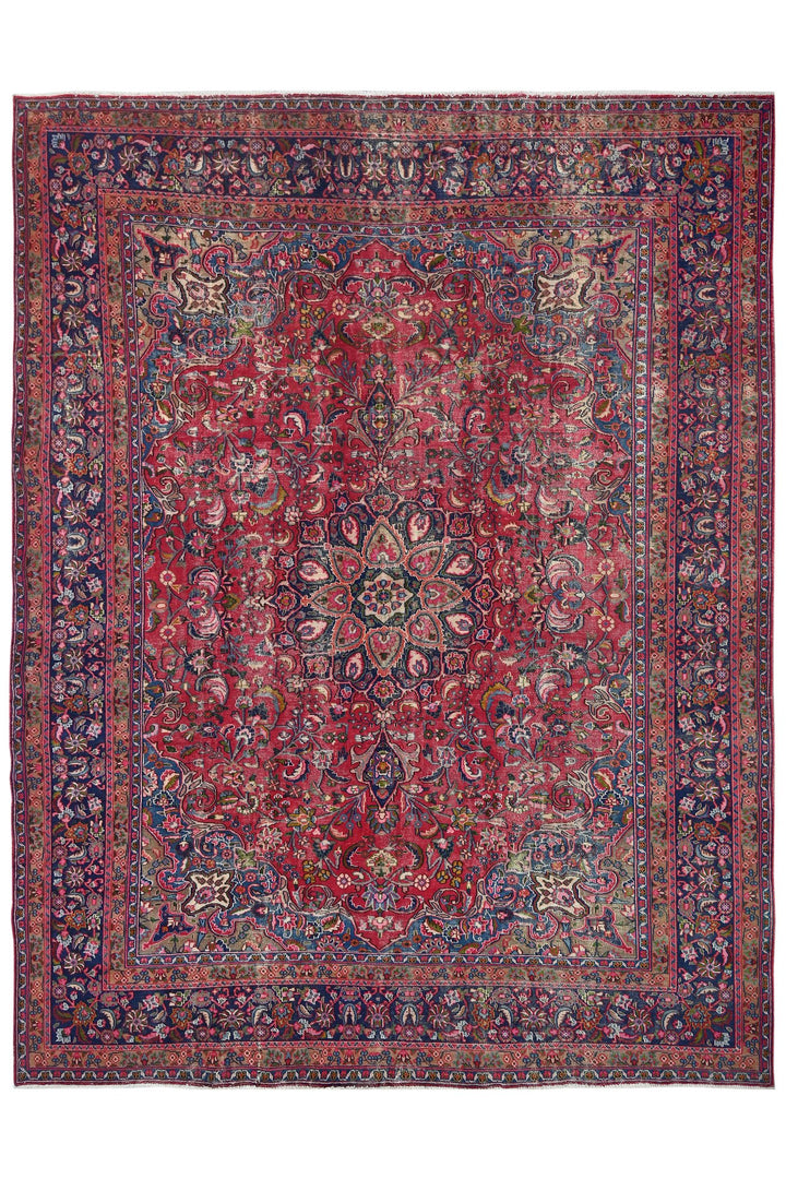 red Oversized rug 9' 7" x 12' 6"