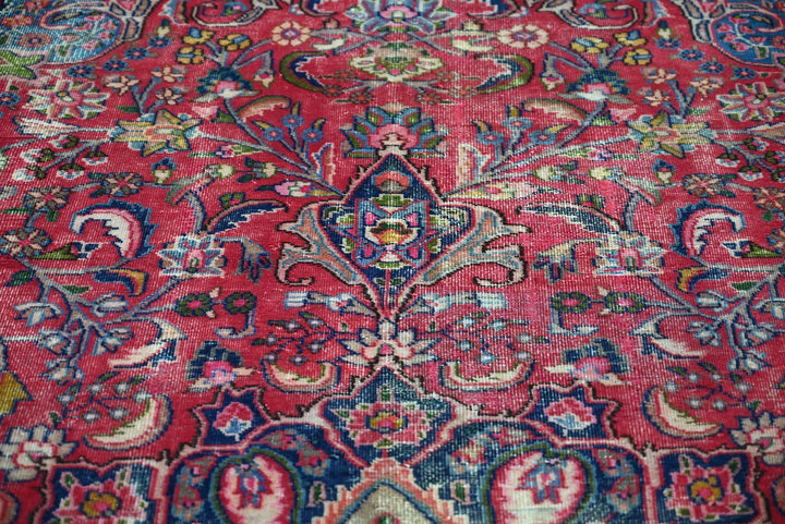 red Oversized rug 9' 7" x 12' 6"