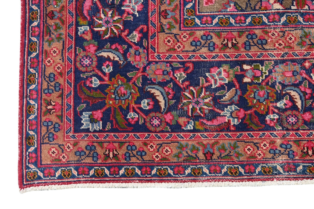 red Oversized rug 9' 7" x 12' 6"